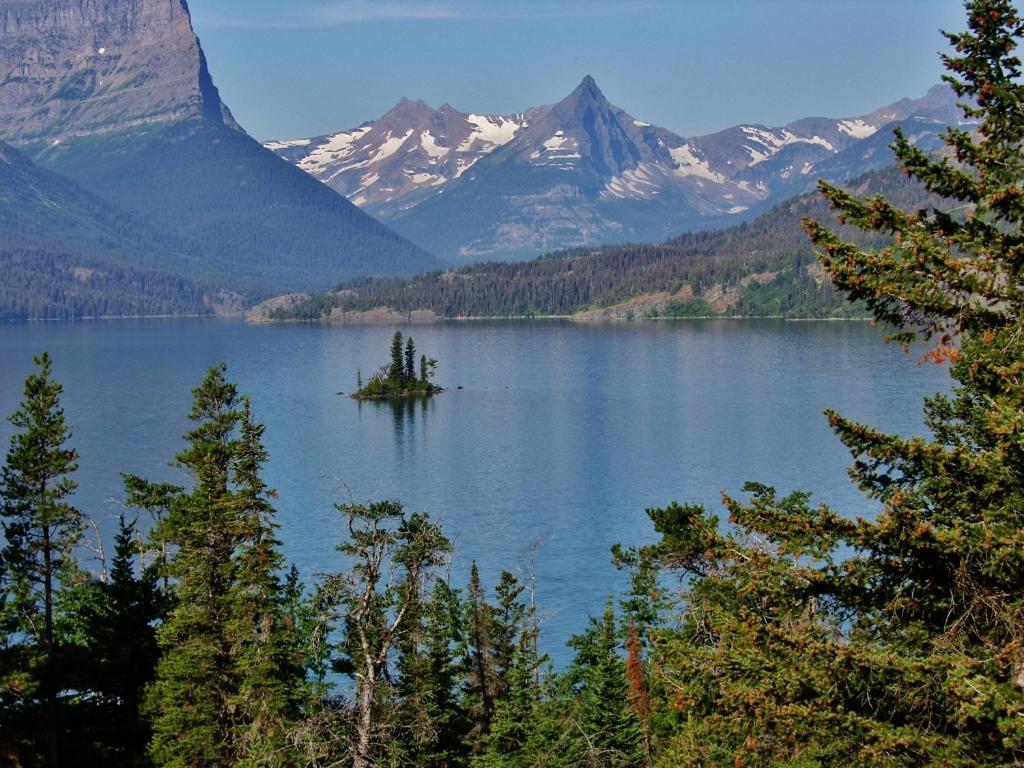 Dancing Bears Inn East Glacier Park Village Exterior foto